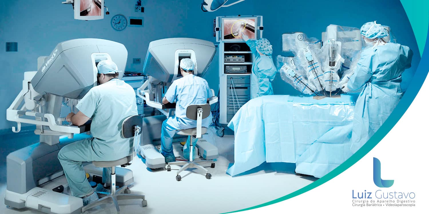 cirurgiões utilizando robô para cirurgias gástricas Dr. Luiz Gustavo Oliveira cirurgião bariátrico