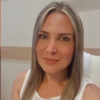 Dra. Fernanda Mattos - nutricionista