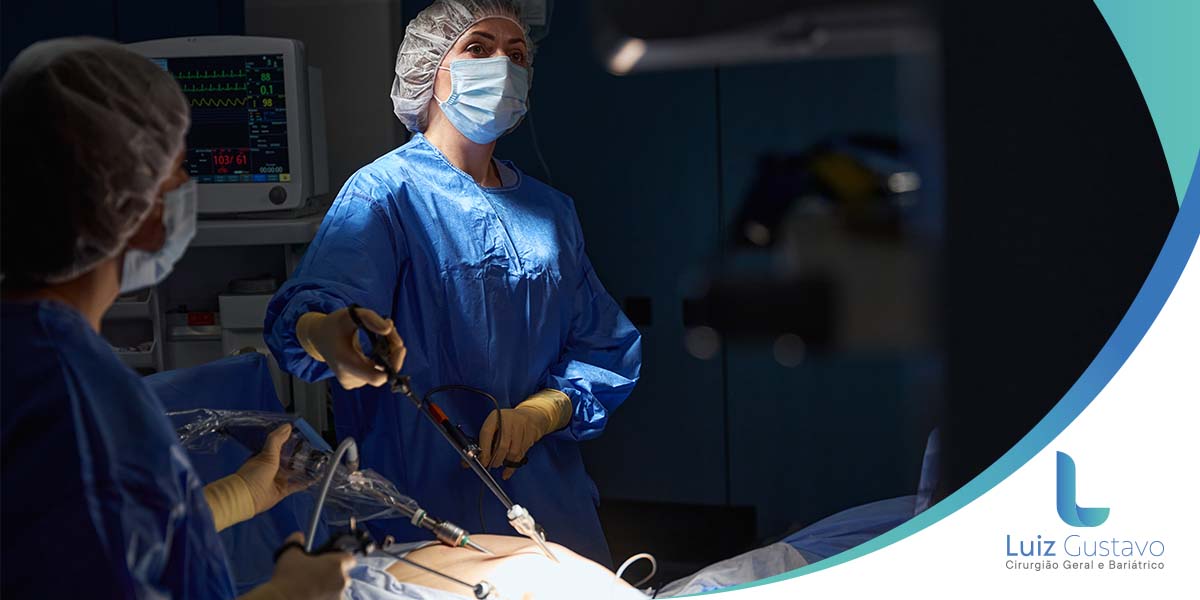 Gastro fazendo uma cirurgia bariátrica - site Dr. Luiz Gustavo Oliveira, cirurgião geral e bariátrico